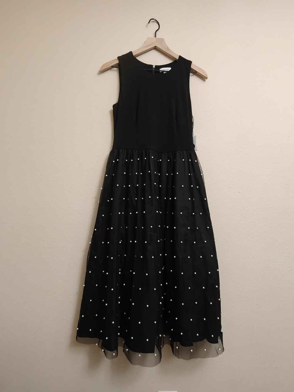Calvin Klein Black Pearl Embossed Full Skirt Dress Size 6 NWT